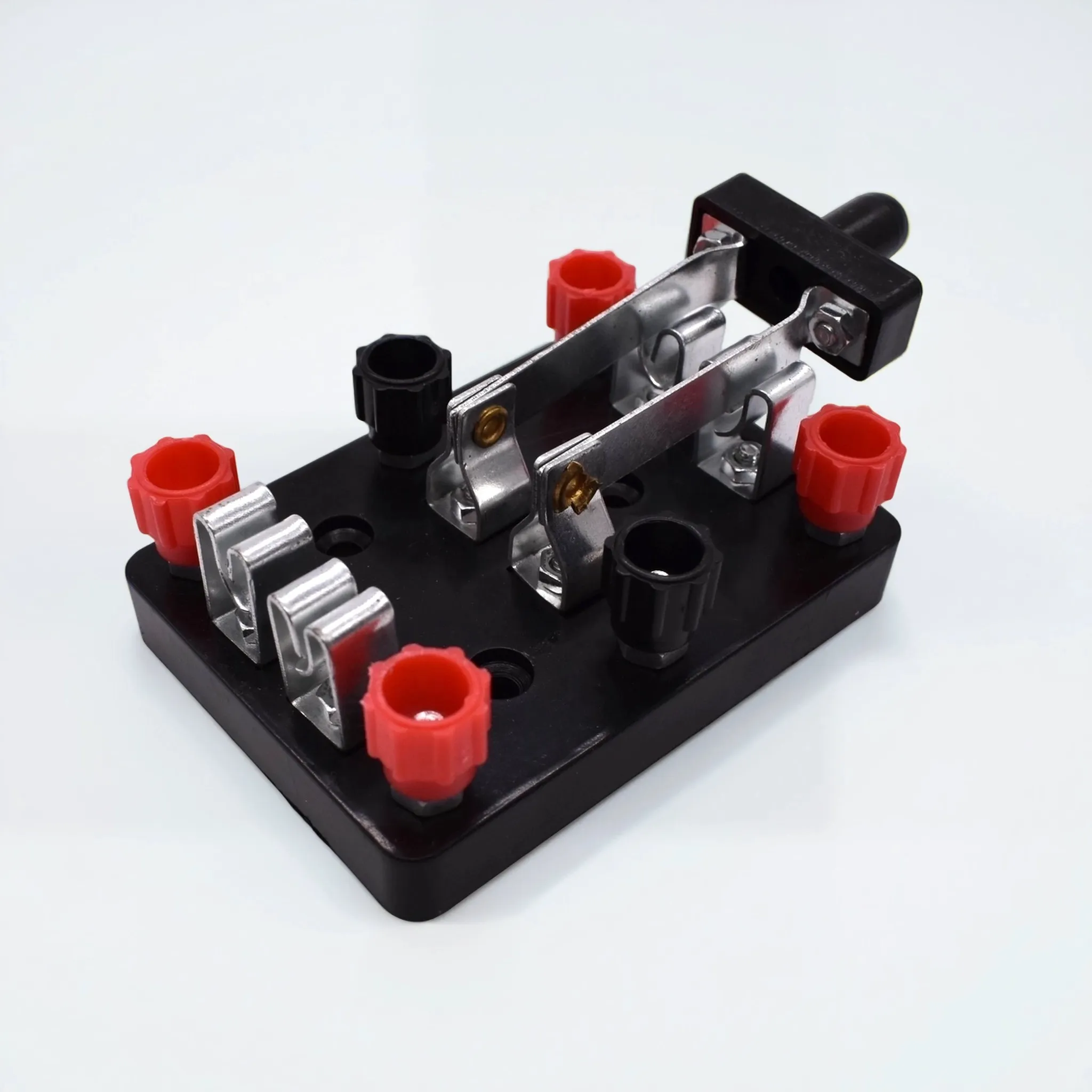 Переключатель двухполюсный (демонстрационный)