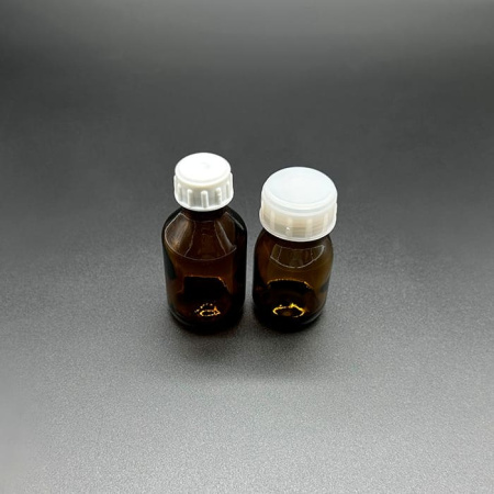 Набор склянок и банок для лабораторных работ