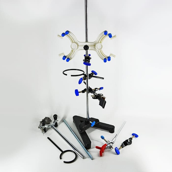 Штатив универсальный демонстрационный на треугольном основании