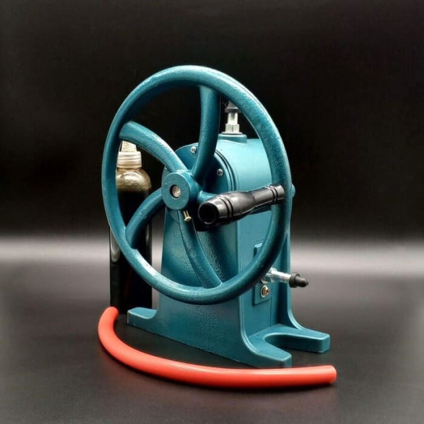 Насос вакуумный Комовского