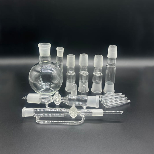 Прибор для получения растворимых веществ в твердом виде